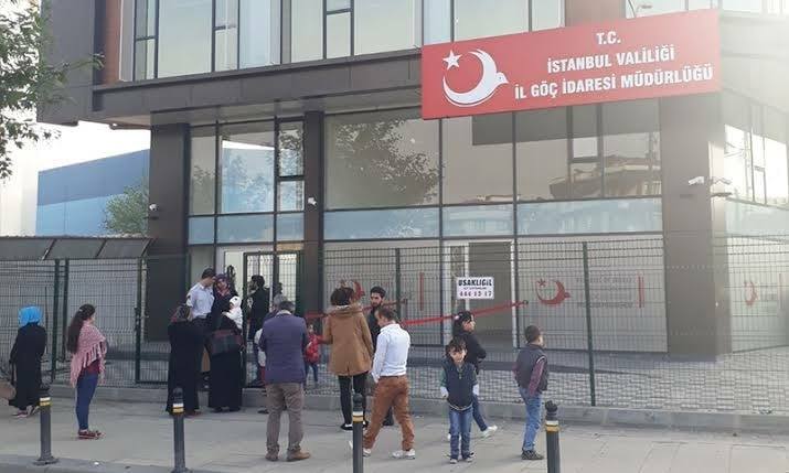 ولايات تركية تبدأ إبلاغ السوريين فيها بضرورة المغادرة إلى ولاياتهم الأصلية