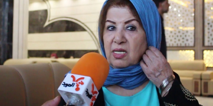 “أم زكي” تتحدث عن أمور غـ.ريبة رأتها في دمشق وتوجه رسالة لـ”بشار الأسد” (فيديو)