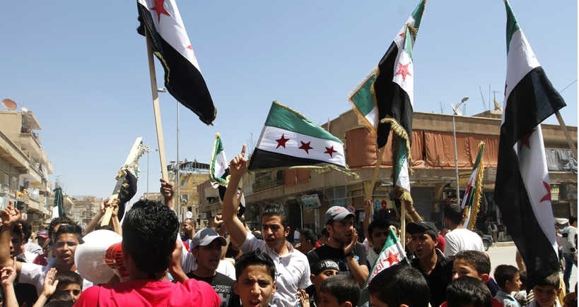مدينة تحت سيطرة النظام وروسيا تعلن انتفاضها ضد بشار الأسد بشكل كامل
