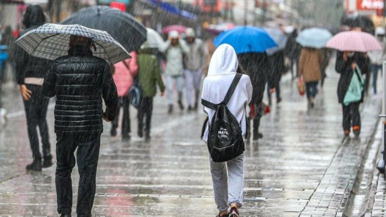 احذر من يوم الجمعة!! طقس بارد وأمطار غزيرة قادمة في الطريق 1 احذر من يوم الجمعة!! طقس بارد وأمطار غزيرة قادمة في الطريق