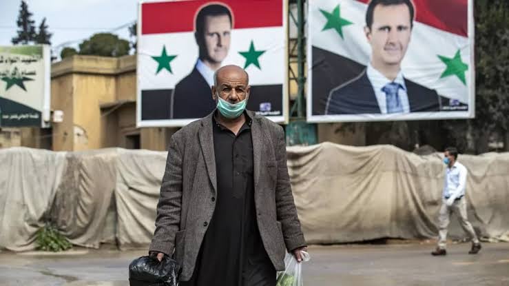 دولة عربية تعرب عن استعدادها المطلق لإعادة العلاقات مع سوريا والتنسيق حول مستقبل السوريين مع بشار الأسد