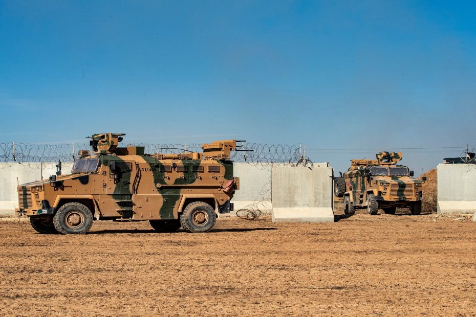 تصعيد روسي ضد القوات التركية إغلاق طرق في مناطق سوريا لمنع مرور الأتراك والقيادات العليا تجتمع