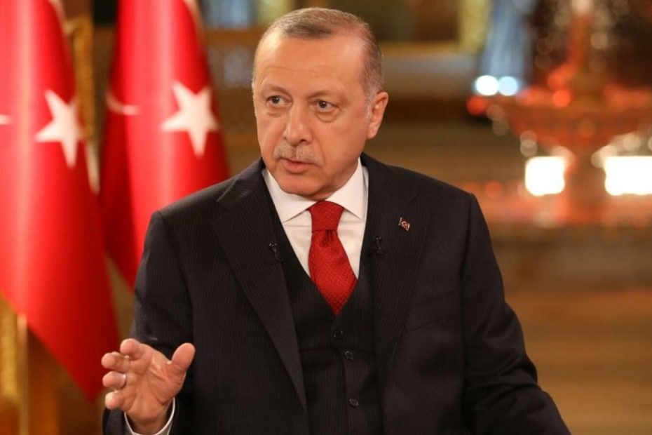 الرئيس أردوغان ينقل ثلاثة بشارات للشعب التركي واحدة حصلت واثنتان مفاجـ.ـأة