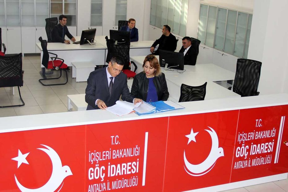 دائرة الهجرة التركية تعيد قيود “الكمليك” بتاريخ قيد جديد