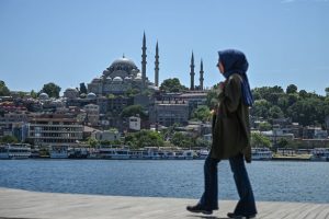 ولاية إسطنبول تكـ.ـشف نسبة السوريين من عدد الأجانب المقيمين في المدينة