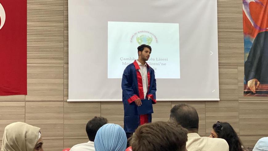 "ليكون فخوراً بي".. ابن المقدم حسين هرموش يتفوّق في امتحان الثانوية التركية