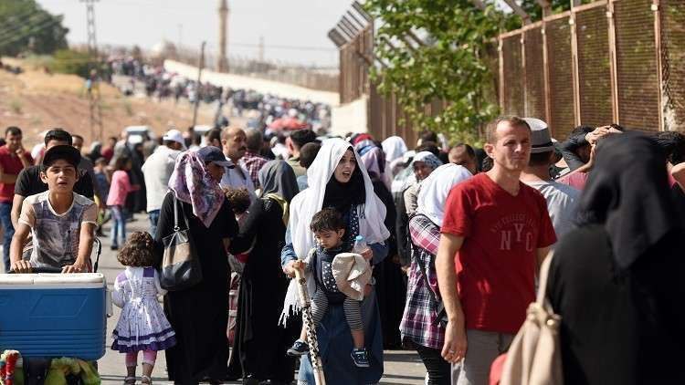 برلمانية أوروبية: وضع اللاجـ.ـئين السوريين داخل تركيا “حساس للغاية”