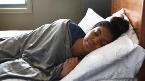 دراسة: أنماط نوم الأشخاص قد تتنبأ بموعد وفـ.ـاتهم
